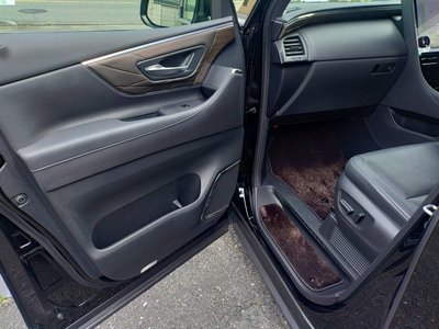 صورة مصغرة 40 لـ 2023 Toyota ALPHARD