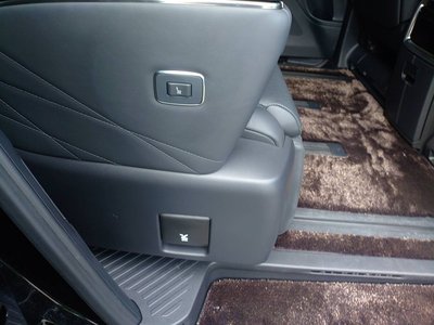 صورة مصغرة 31 لـ 2023 Toyota ALPHARD