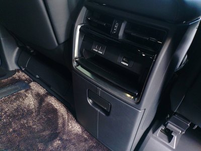 صورة مصغرة 35 لـ 2023 Toyota ALPHARD