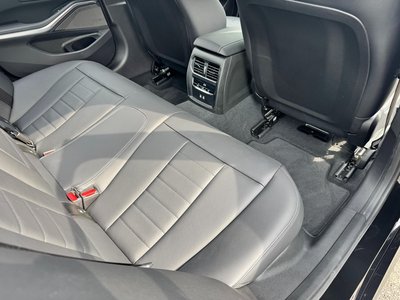 2026 BMW 3 SERIES 缩略图 28