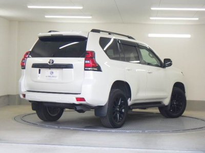TOYOTA LAND CRUISER PRADO - 2