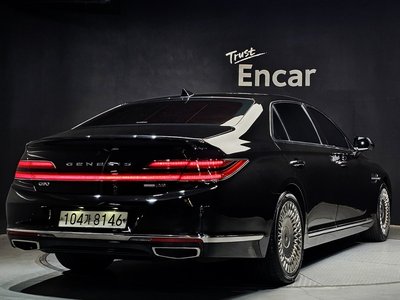 2019 Genesis G90 photo 3