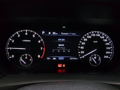 2019 Genesis G90 photo 8