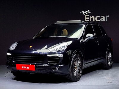 PORSCHE NEW CAYENNE