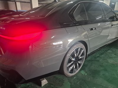 BMW I7 - 5
