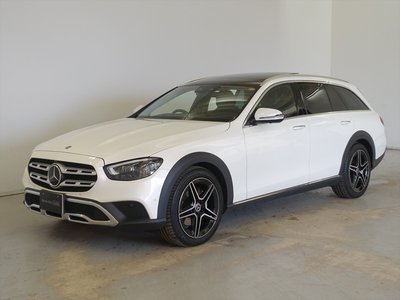 MERCEDES-BENZ E-CLASS - 1