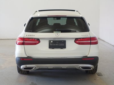 MERCEDES-BENZ E-CLASS - 3