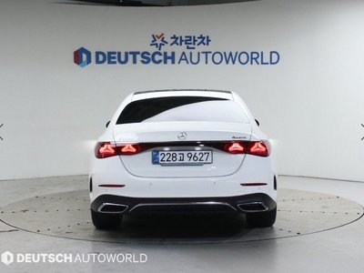 MERCEDES-BENZ E-CLASS - 6