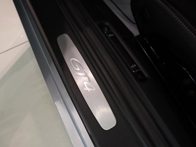 2016 Porsche CAYMAN 缩略图 29