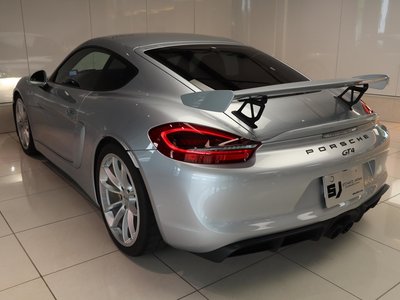 2016 Porsche CAYMAN photo 4