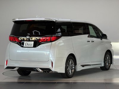2026 Toyota ALPHARD — миниатюра 11