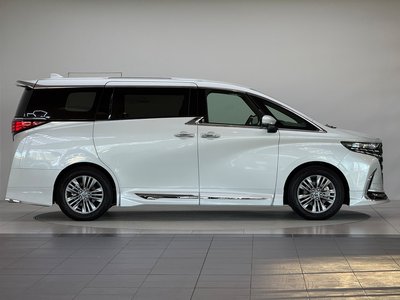 2026 Toyota ALPHARD 照片 8