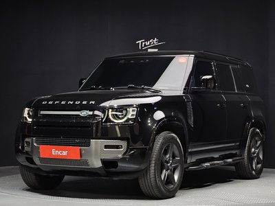 LAND ROVER DEFENDER - 1