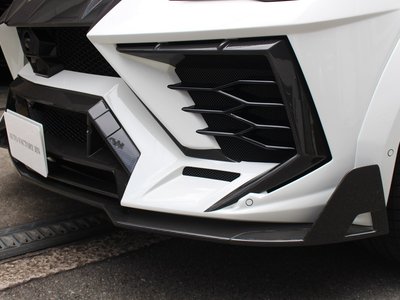 2020 Lamborghini URUS thumbnail 33