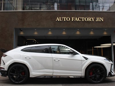 2020 Lamborghini URUS photo 4