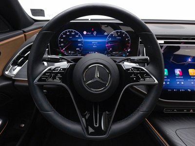 MERCEDES-BENZ E-CLASS - 7
