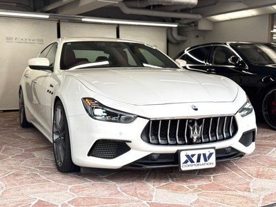 صورة 9 لـ 2021 Maserati GHIBLI