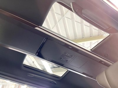صورة 6 لـ 2024 Toyota VELLFIRE