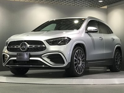 MERCEDES-BENZ GLA - 1