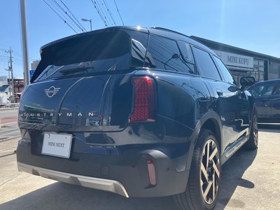 MINI MINI COUNTRYMAN - 10