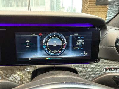 MERCEDES-BENZ E-CLASS AMG - 6