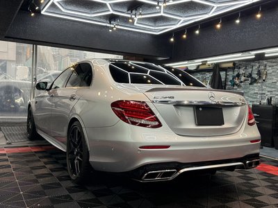 MERCEDES-BENZ E-CLASS AMG - 2