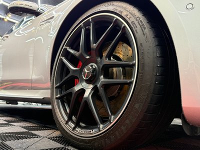 MERCEDES-BENZ E-CLASS AMG - 4