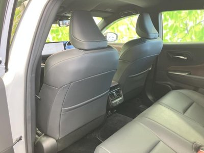 TOYOTA CROWN CROSSOVER - 8