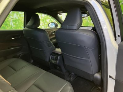 TOYOTA CROWN CROSSOVER - 6