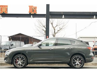 MASERATI LEVANTE - 4