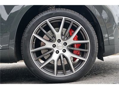 MASERATI LEVANTE - 10