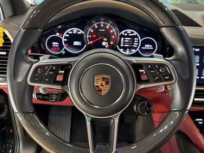 PORSCHE CAYENNE - 8