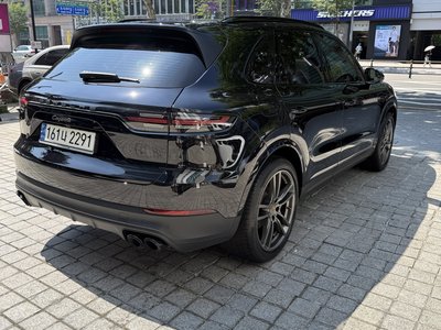 PORSCHE CAYENNE - 5