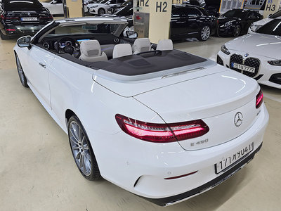 MERCEDES-BENZ E-CLASS - 2