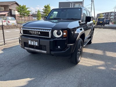 TOYOTA LAND CRUISER - 1