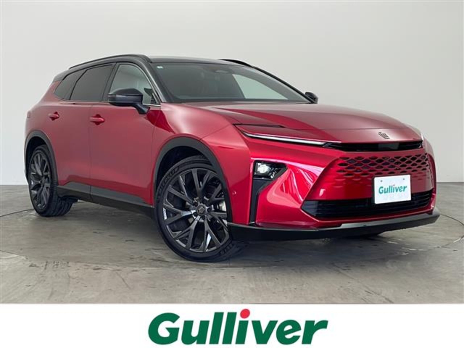 TOYOTA CROWN ESTATE - View 1