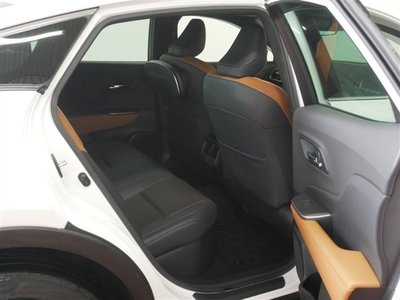 2023 Toyota CROWN CROSSOVER 照片 6