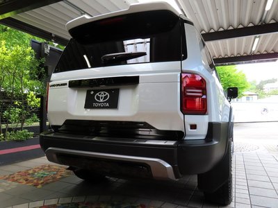 TOYOTA LAND CRUISER 250 - 6
