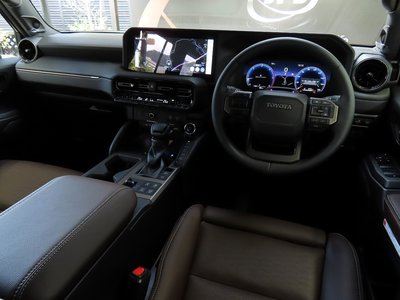 TOYOTA LAND CRUISER 250 - 3