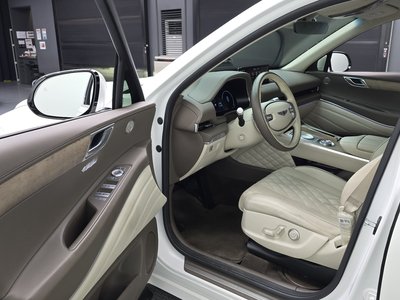 2022 Genesis GV80 photo 10
