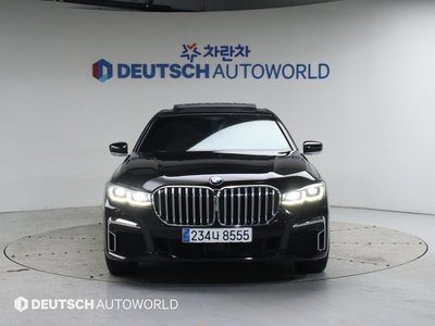 BMW 7 SERIES - 2