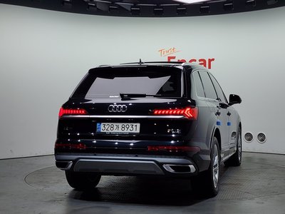 AUDI Q7 - 4