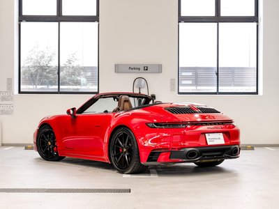 PORSCHE 911 CABRIOLET - 3