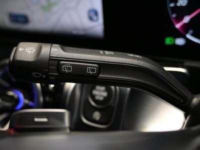 2025 Mercedes-BENZ GLB — миниатюра 23