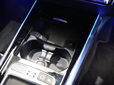 2025 Mercedes-BENZ GLB — миниатюра 44