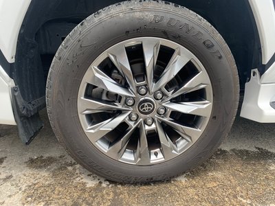 صورة مصغرة 13 لـ 2023 Toyota LAND CRUISER 300