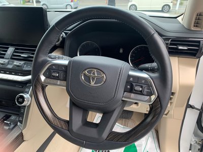 صورة مصغرة 29 لـ 2023 Toyota LAND CRUISER 300