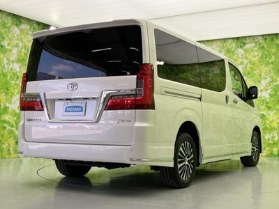 TOYOTA GRAND ACE - 3