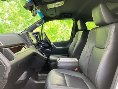 TOYOTA GRAND ACE - 7