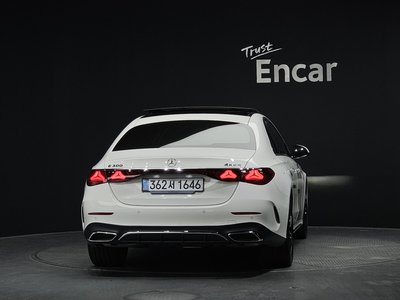 MERCEDES-BENZ E-CLASS - 4